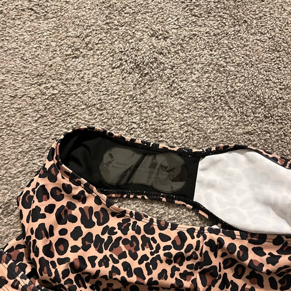 NWT SHEIN Leopard Print One-Piece Swimsuit Xlarge - Picture 3 of 6